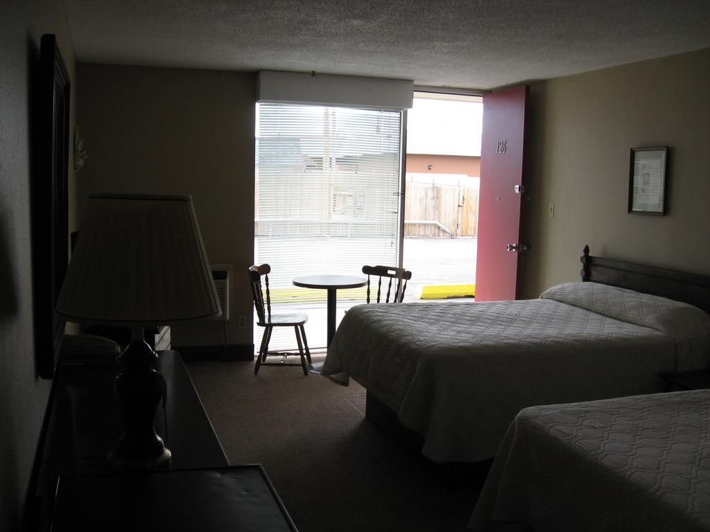 Candlelight Inn Scottsbluff Δωμάτιο φωτογραφία