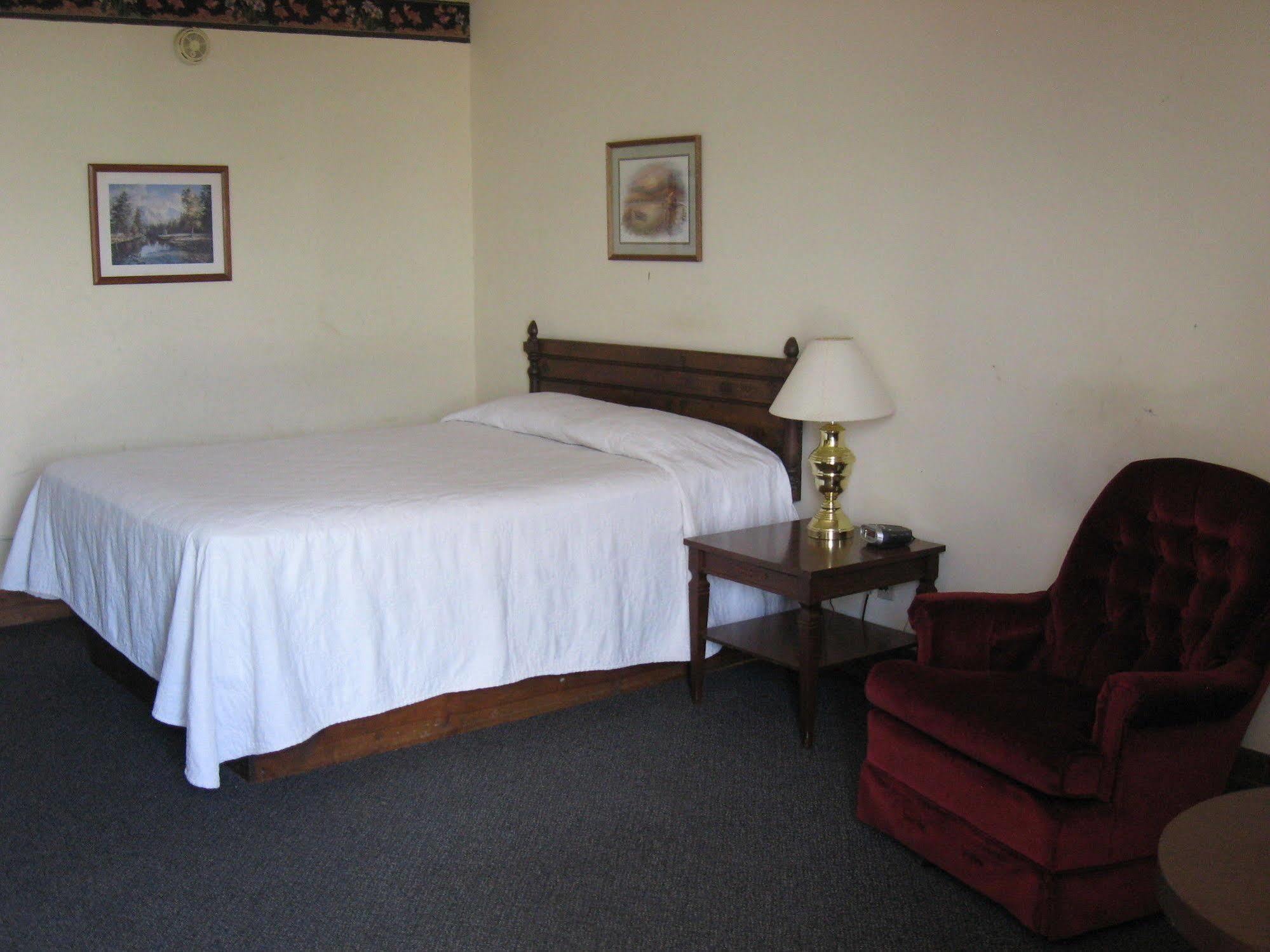 Candlelight Inn Scottsbluff Εξωτερικό φωτογραφία